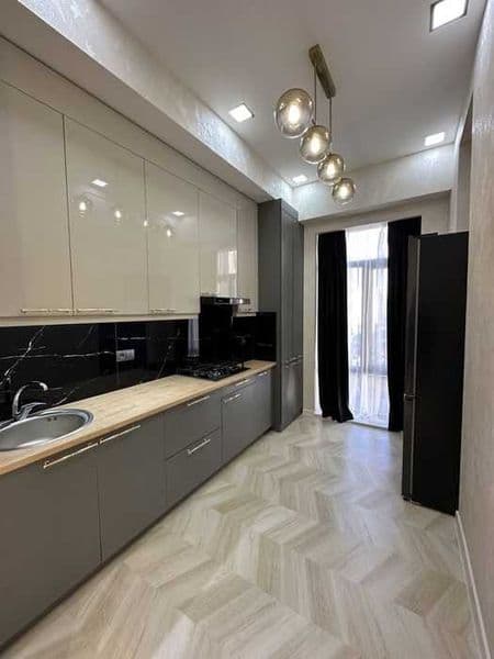 Район: Чиланзарский<br />
Адрес: Чиланзар-2<br />
<br />
Ком — фото 2