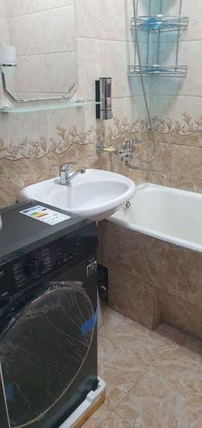 Chilonzor 3 kvartalda 1 xona uy oilaga yoki 2 ta bolaga yoki