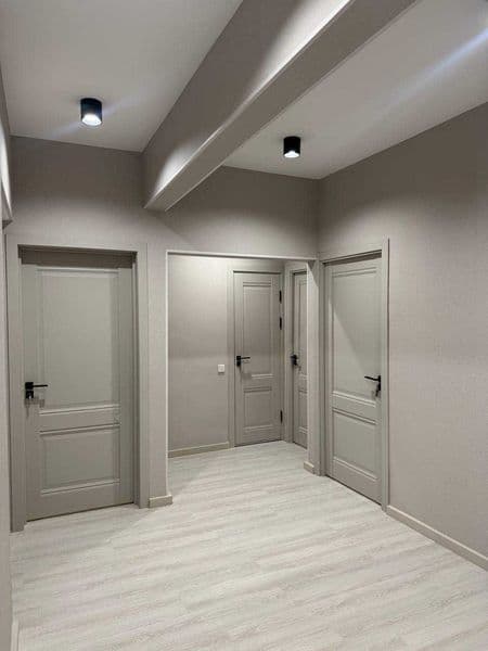 Сдаётся 4х комнатная квартира на долгосрочную аренду, в 40 л