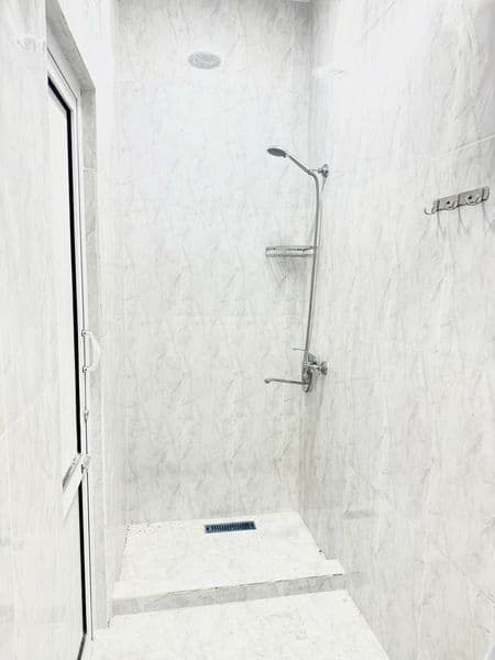 Yengi Yevro remont qilib bitqazilgan Metroga yaqin Erkaklar  — фото 4