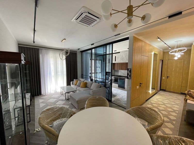 Сдается в аренду шикарная квартира<br />
Район: Мирабадский 