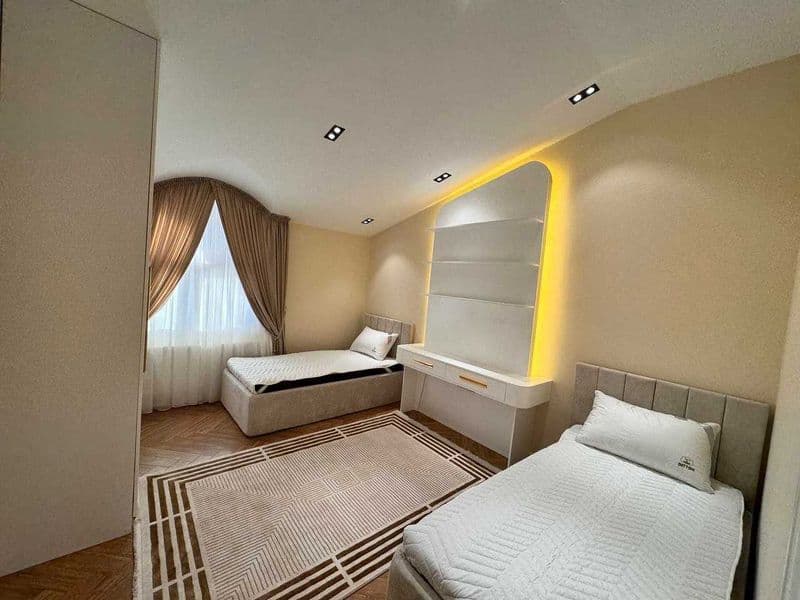 Элитный апартамент:<br />
Район: Мирзо Улугбекиский <br />
К