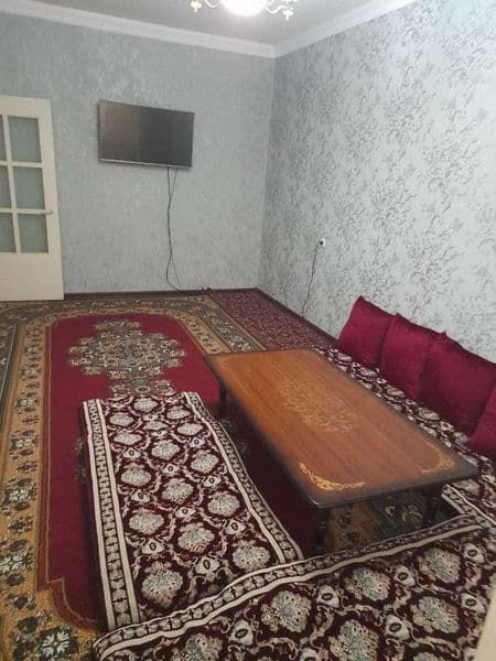 Qizlar kvarteraga qo'yaman ! Uyda hamma sharoit .Bor erkak k