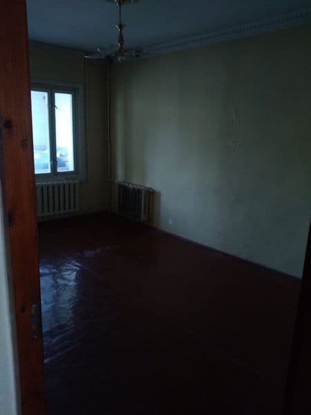 4 хонли квртира 1 хтнасида озимизн нарсаларимиз туради .шуга