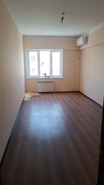 Аренда Нурафшон новастройка 3 хона 1 этаж 400у,е тоза уй тех