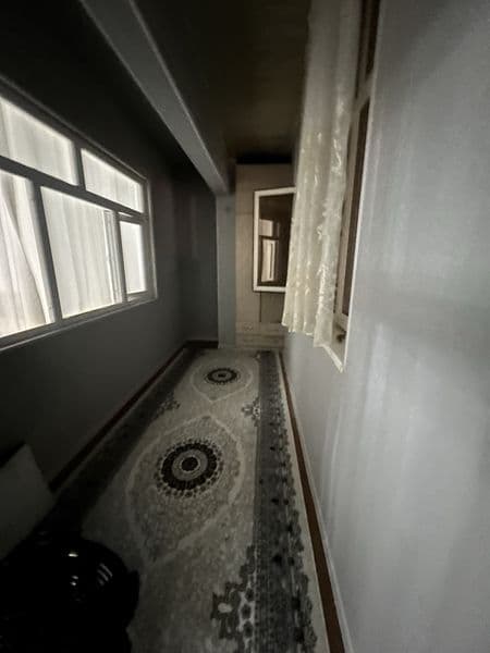 Chilonzor 19 kvartil bolarga kvartira bor 1 kishi olinadi na