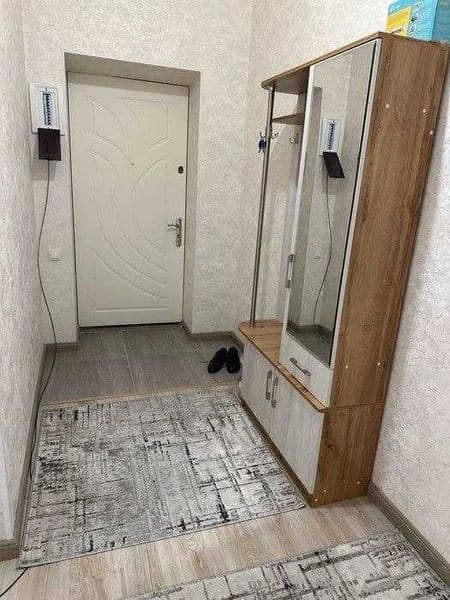 Сдаётся шикарная 1-комнатная квартира в Новостройка<br />
<b — фото 4