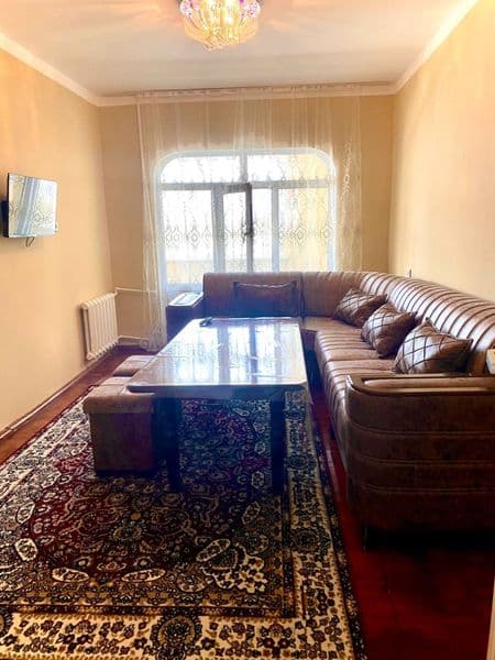 Здаю 3ком 40 лет Пабеды 3 возле крестика  3 бекат метро  кар