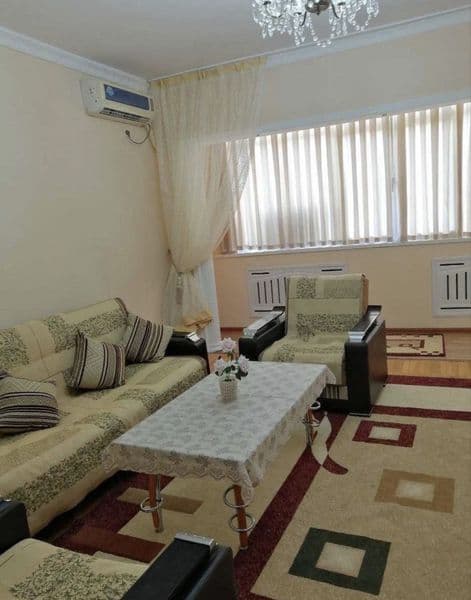 Сдается 3-х комнатная квартира в 3-м этаже 9-этажного дома в