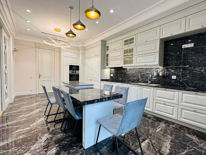 Мирабдаский район<br />
Гостиница Россия<br />
ЖК Мирабад Ав