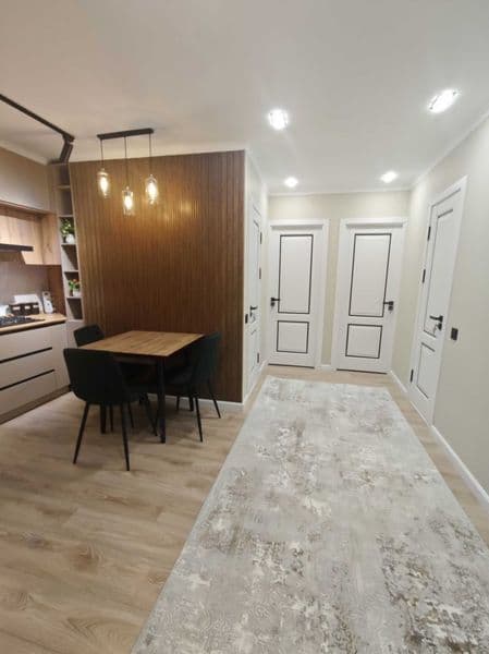 Аренда <br />
Ц-2<br />
2/4/9, 60м².<br />
Ориентир: бывший 
