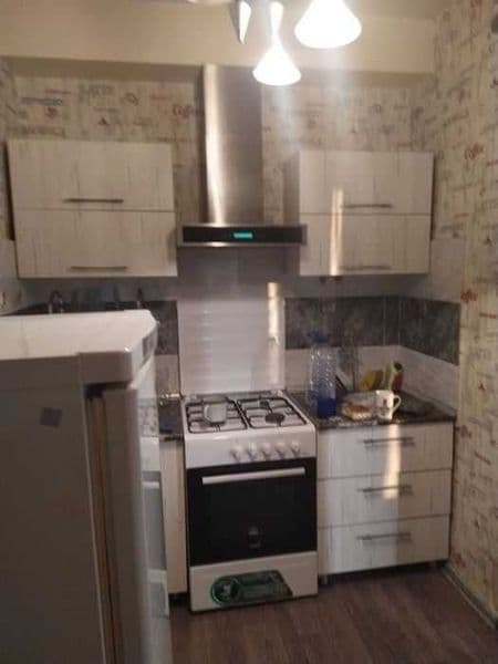 сдаётся своя двухкомнатная квартира  на массив Куйлюк 4. в к — фото 2