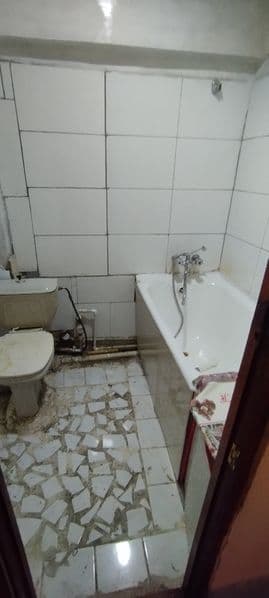 Сдается 1 комнатная квартира в бывшем общежитии на 2 этаже,  — фото 3