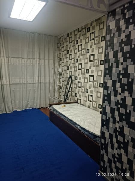 Квартира находится в шаговой доступности от станции метро "Т