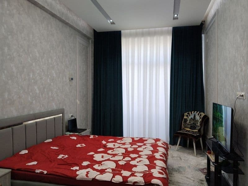 Olmazor Beruny metro yaqin joyda kvartira <br />
250$<br />
