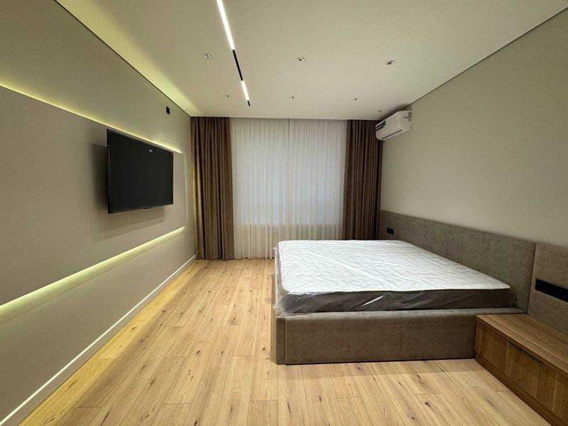 Район ; Шайхантахур<br />
Адрес : Станции Дружбы Народов<br 