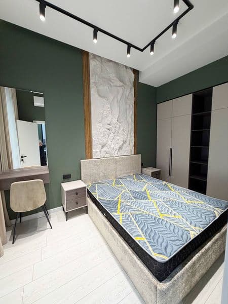 Аренда 700$<br />
Студия <br />
2/10/13<br />
Общая площадь 