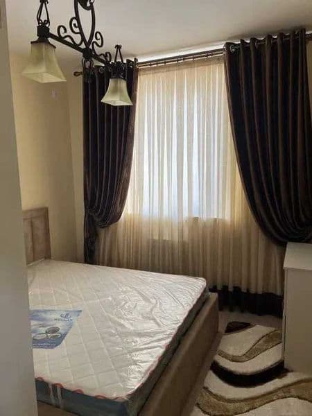 Агентство по Недвижемости<br />
Поможем быстро найти квартир