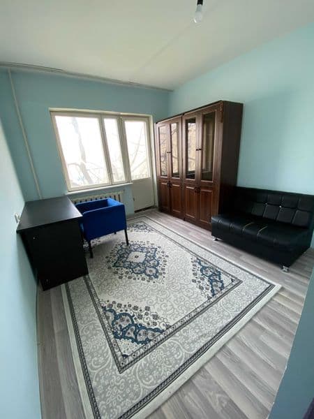 Сдам 1-комнантную квартиру в бывшем общежитии.<br />
Молодой