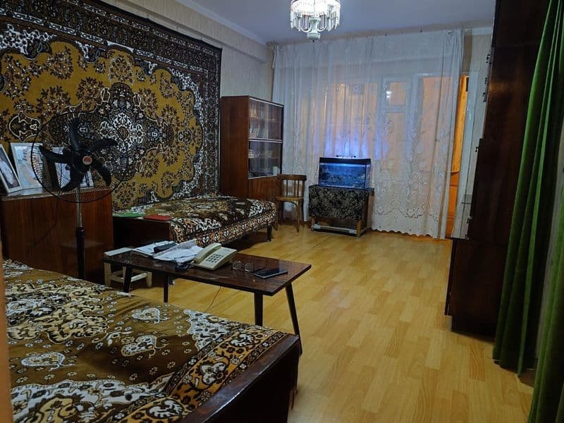 Yashnobot metroni oldida qizlarga ayollarga kvartira yosh oi — фото 4