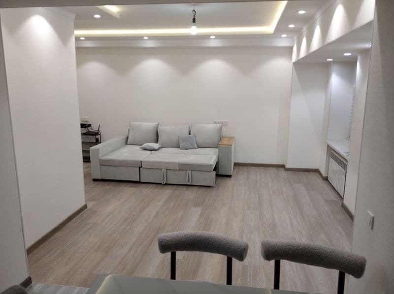 Шахристанский, квартира после ремонта 2/1/4<br />
+998903552 — фото 3