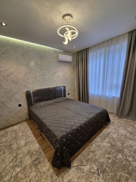 Bi sado comfort <br />
3 etaj s shirokim liftom<br />
Kvarti