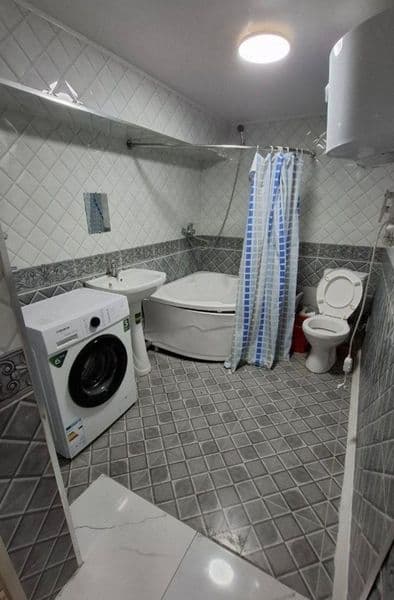 Yakkasaroy tumanida, Oybek metrosi yonida 2 xonali shinam va — фото 5