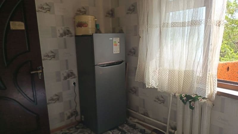 Аренда квартира сергели-1. 1/5/5 яшашга шаройити бор тел 99 