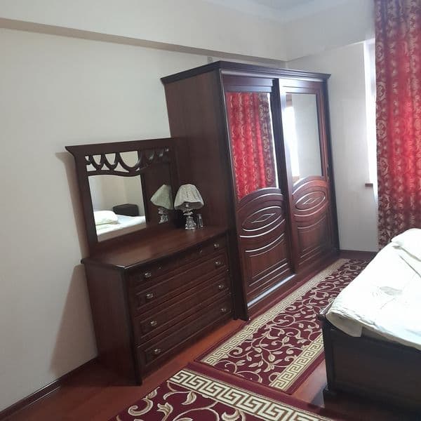 АРЕНДА чорсу самарканд дарвоза 2.хонали 3 хона клинган оилаг