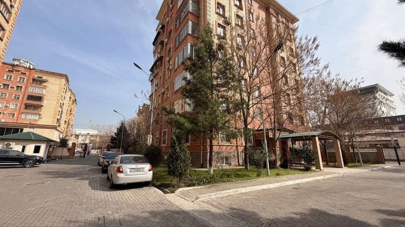 Сдам Квартиру:<br />
Город - Ташкент<br />
Район - Яккасарай