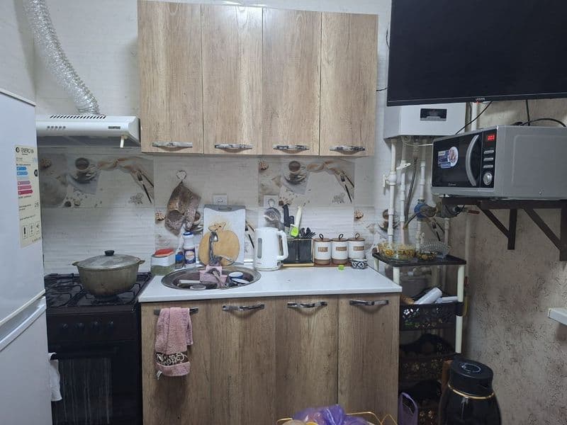 Аренда сергели 1. Чинор бекат метро олдида 2хона 3чи этаж 9э — фото 2