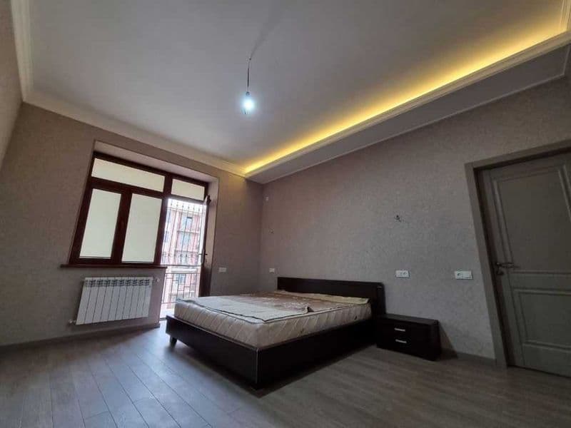 Сдаётся квартира на Махтумкули<br />
Ориентир - Макро суперм — фото 2