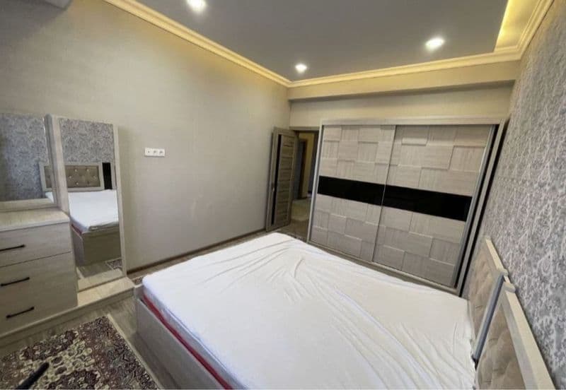 Яшнабод  сдаётся 2ком кв на Лисунова1 метро 3бекат. Квартира