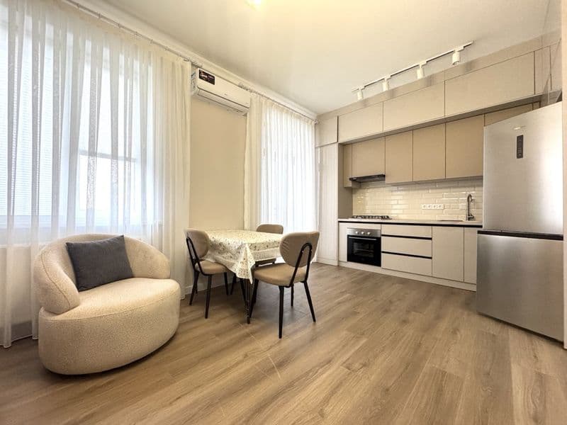 Аренда <br />
Новостройка в Узбуме <br />
Абсолютно новая кв