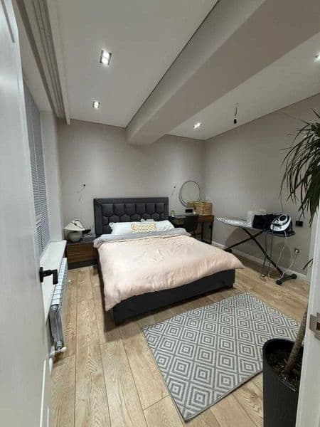 К вашему вниманию рады представить 3х комнатную квартиру на 