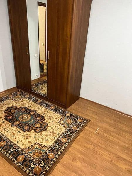 Квартира с ремонтом полностью обставлена до метро 300 метров — фото 4