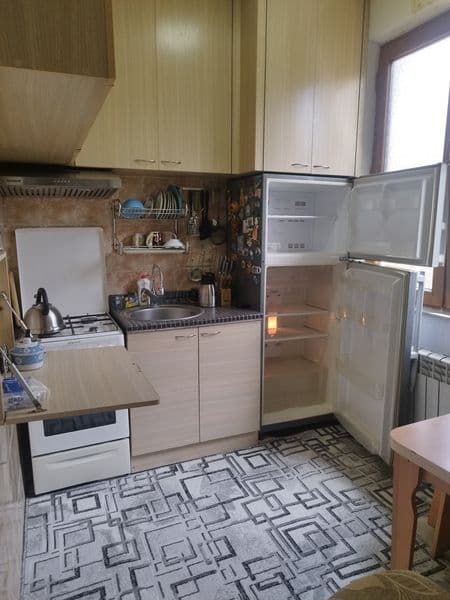 Аренда чиланзар 8.  Двух переделанная на трёх.  Есть телевиз — фото 2