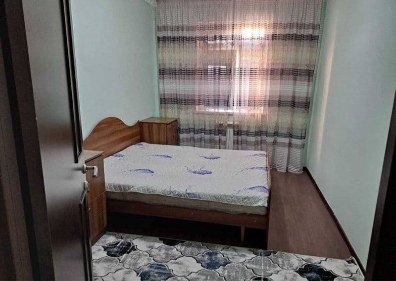 Яшнабод<br />
<br />
2/2/4<br />
<br />
Ориентир Олмос махал