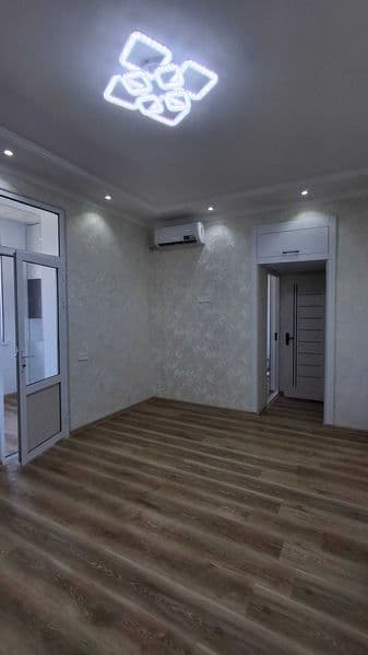 Сдается в аренду 2 комнатная квартира  с ремонтом  по ул Изз — фото 2