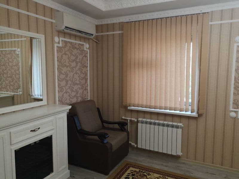 1xonali kvartira 2xona qilingan ijaraga beriladi uzoq muddat