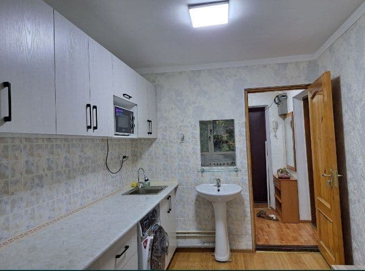 Yunusobod 10 kvartl<br />
Alfraganus institut yonida <br />
 — фото 3