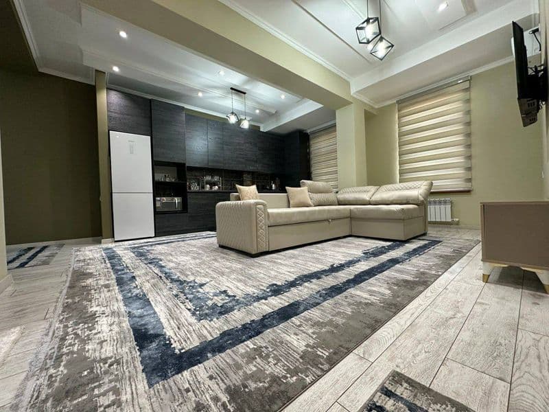 Предлагается в аренду изысканная 3-комнатная резиденция в со