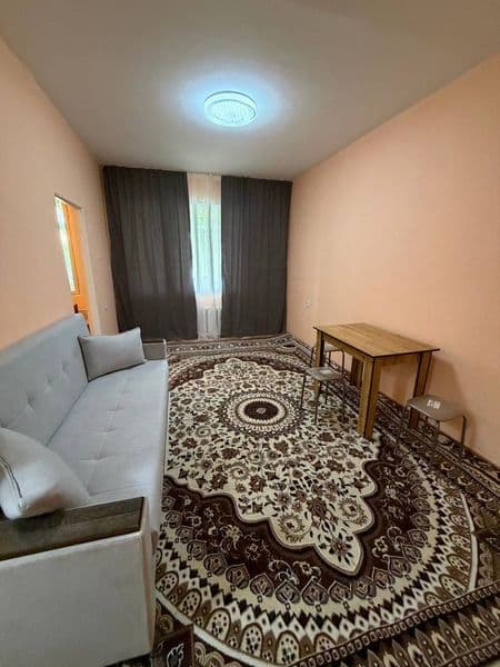 Сдаётся 1-комнатная квартира, переделанная в 2-комнатную<br 