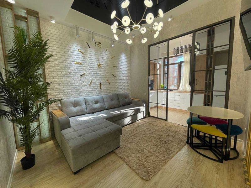 Район: Мирзо-Улугбекский<br />
Адрес: Паркентский<br />
<br 