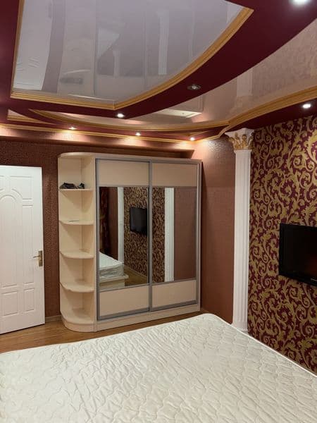 Ц5 Сдаётся 3-комнатная квартира.<br />
<br />
Квартира наход