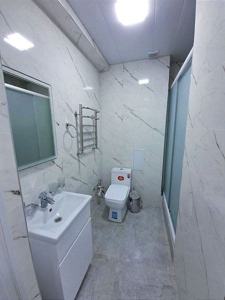 Квартира расположена на Chilonzor Sherin chorraxa, удобный р — фото 4