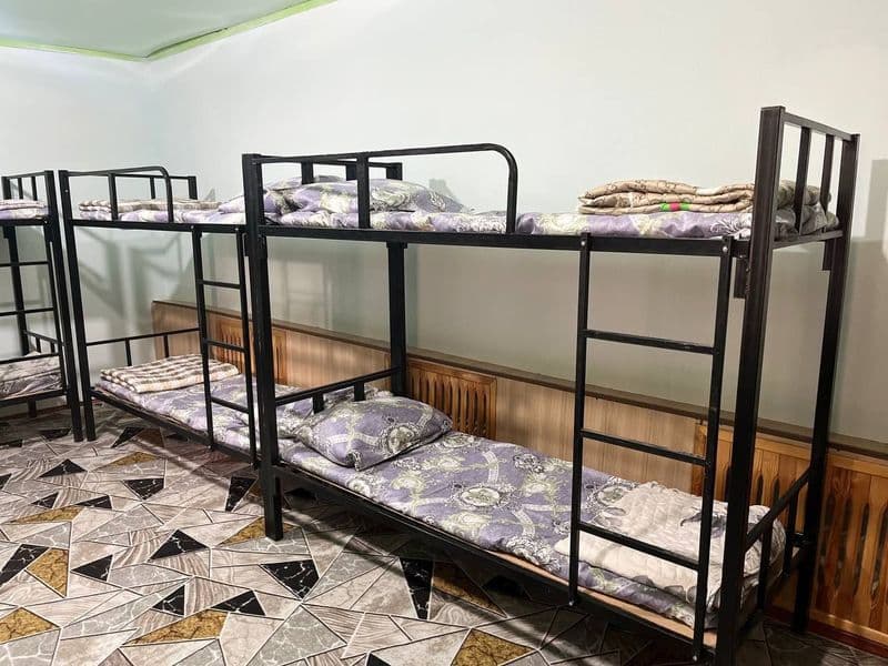 uy arenda beriladi  oylik  xostel<br />
talabalarga <br />
t