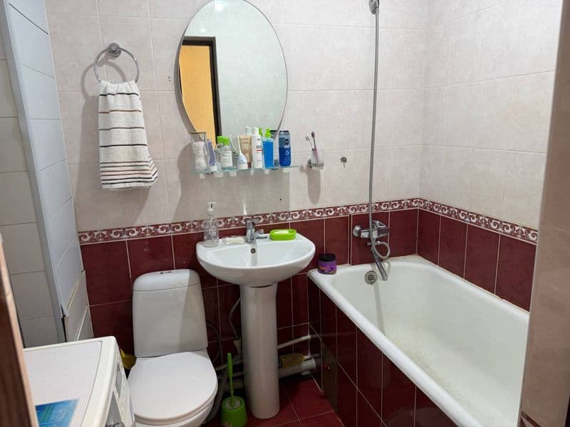 Mirzo Ulugbek tumani arentir darxon 7 etaj 1 xona sheriklikk — фото 2