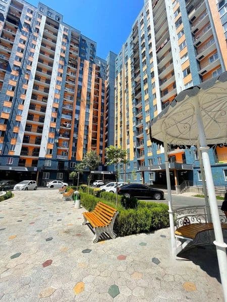 Сдаётся 1комнатная квартира в районе Yangi Darxon. Новый и с