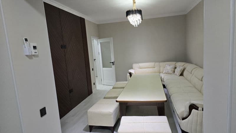 Яккасарайский район, престижный перекресток улиц Бабура и Шо